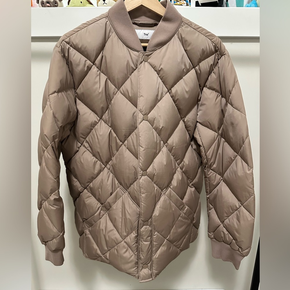 Aritzia TNA Archive Quilted Jacket in size M